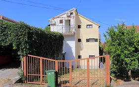 Apartments By The Sea Okrug Gornji, Ciovo - 1069