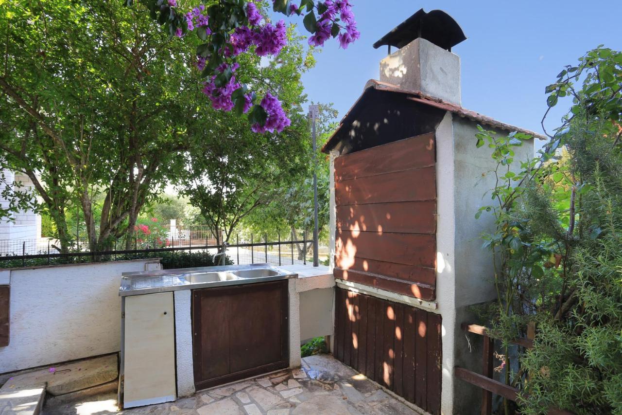 Apartments By The Sea Okrug Gornji, Ciovo - 1069 Trogir Zewnętrze zdjęcie