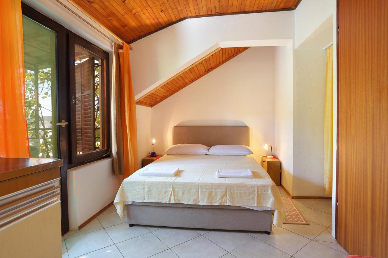 Apartments By The Sea Okrug Gornji, Ciovo - 1069 Trogir Zewnętrze zdjęcie