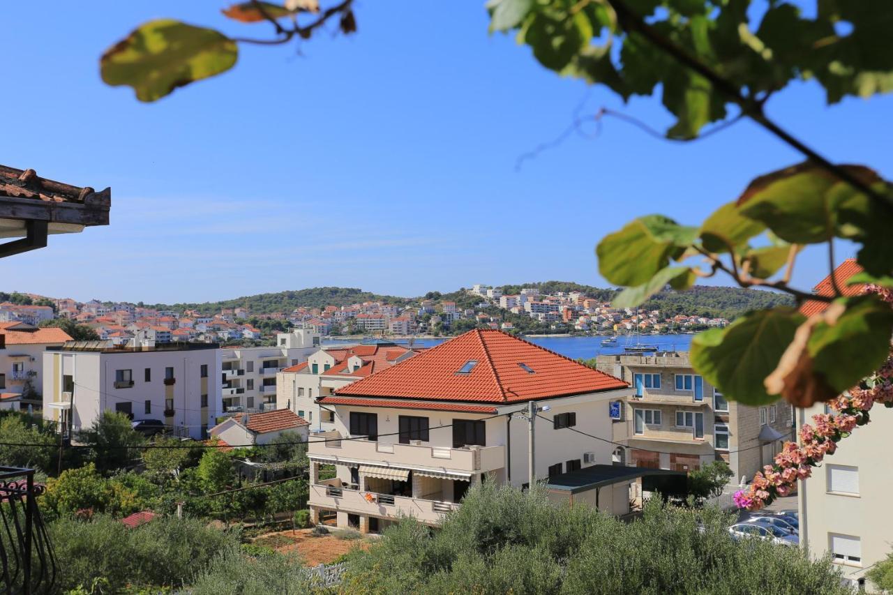Apartments By The Sea Okrug Gornji, Ciovo - 1069 Trogir Zewnętrze zdjęcie