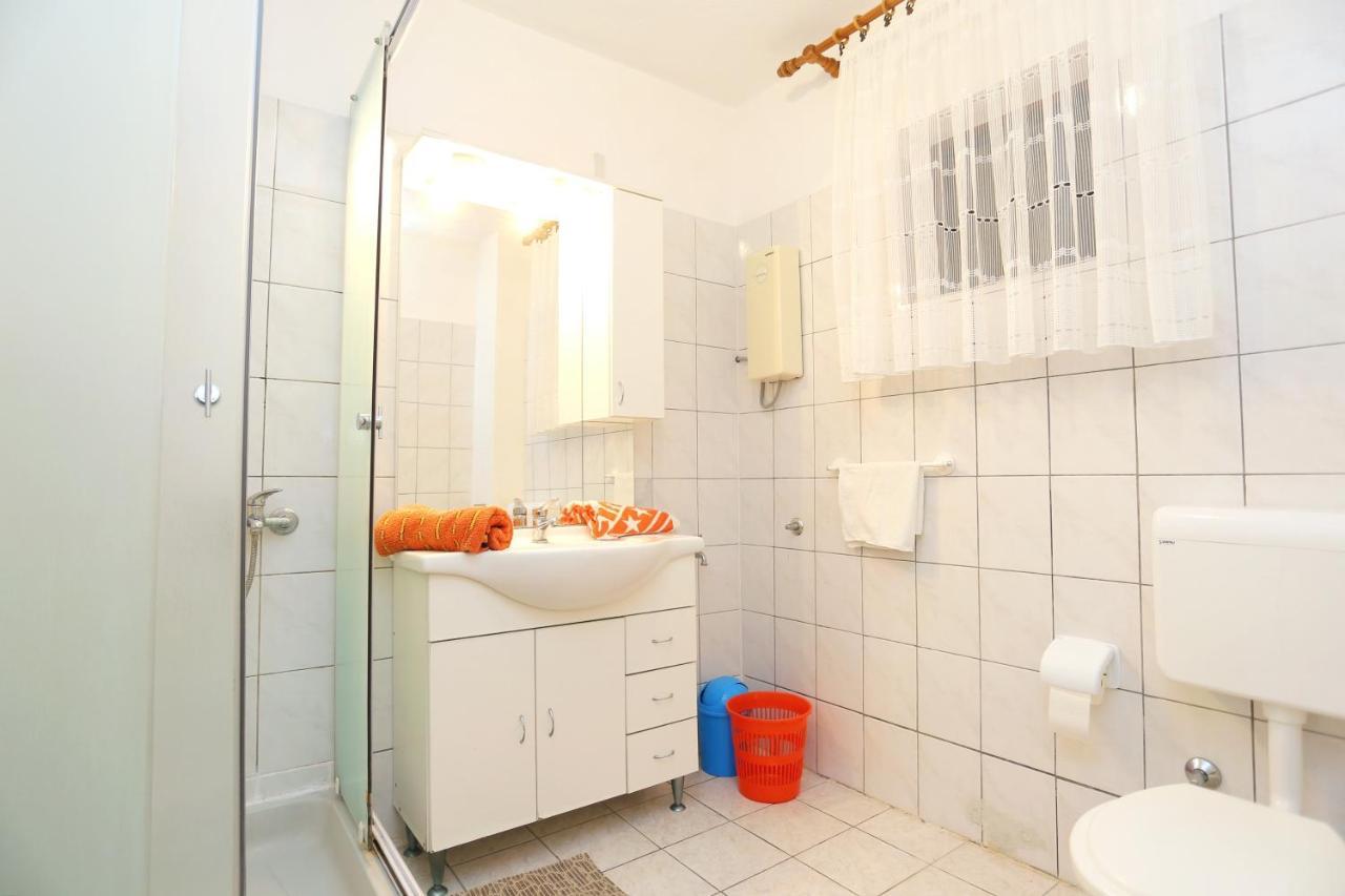 Apartments By The Sea Okrug Gornji, Ciovo - 1069 Trogir Zewnętrze zdjęcie