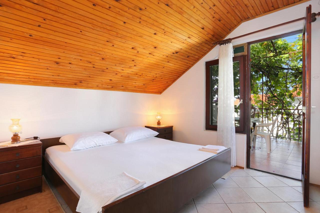 Apartments By The Sea Okrug Gornji, Ciovo - 1069 Trogir Zewnętrze zdjęcie